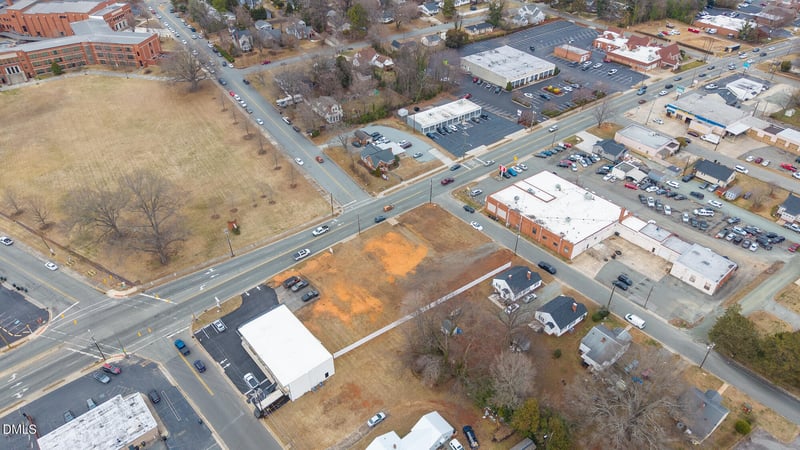 1304 S Church St, Burlington, NC 27215