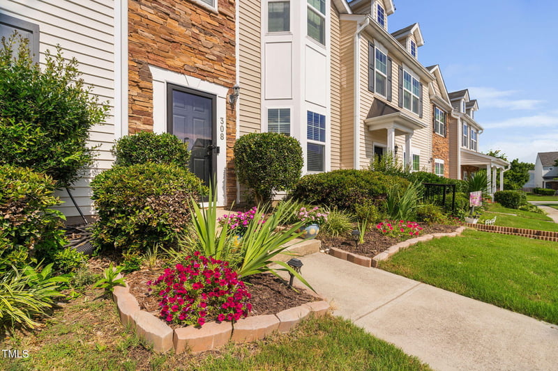 1304 Cozart St #308, Durham, NC 27704