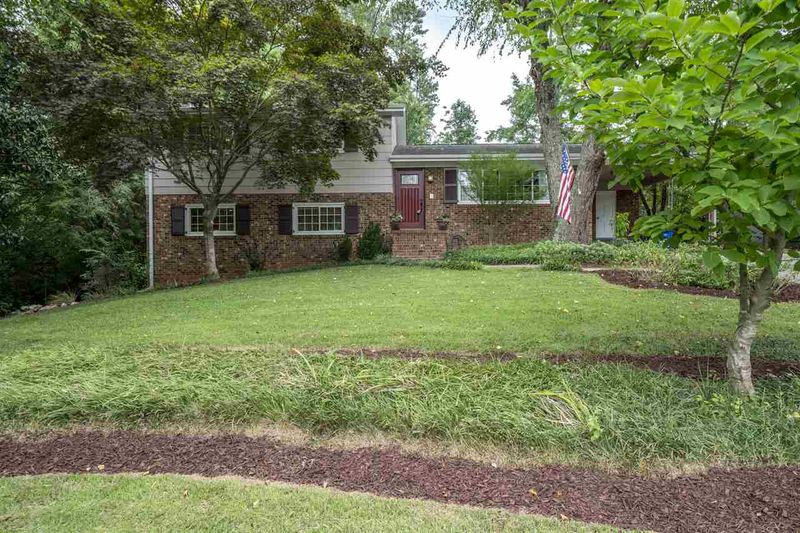 1304 Currituck Dr, Raleigh, NC 27609