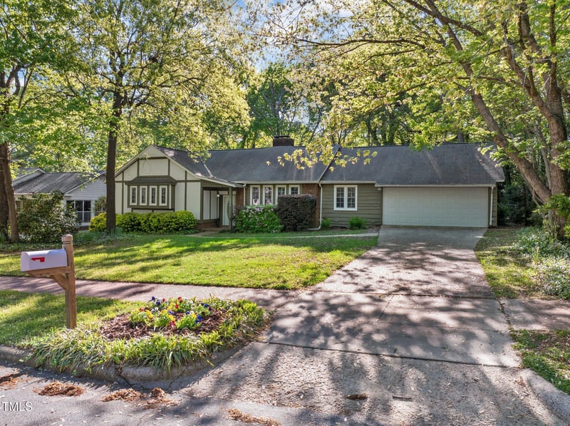 1304 Deboy St, Raleigh, NC 27606