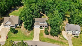 1304 Double Oak Ln, Willow Springs, NC 27592