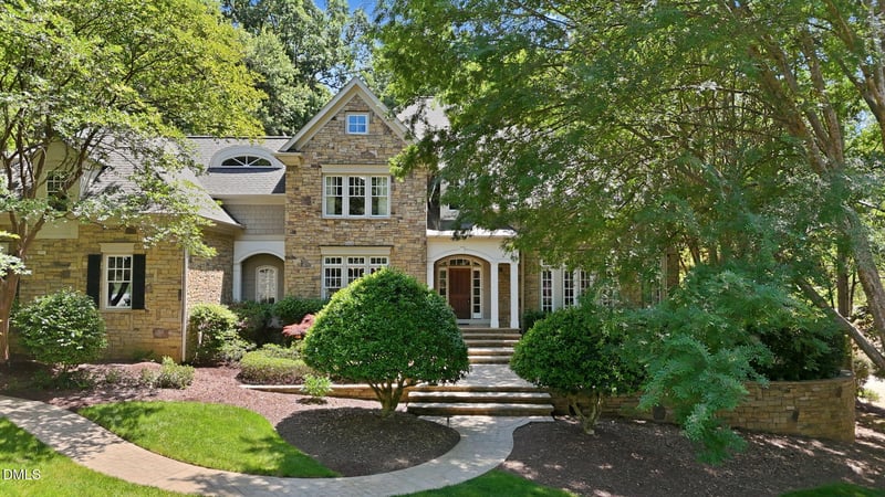 1304 Enderbury Dr, Raleigh, NC 27614