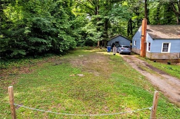 1304 Goldsboro Ave, Sanford, NC 27330