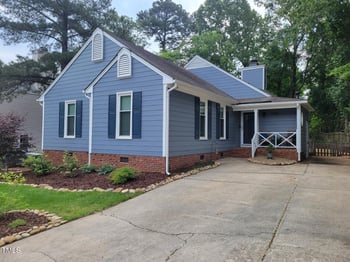 1304 Greenside Dr, Raleigh, NC 27609