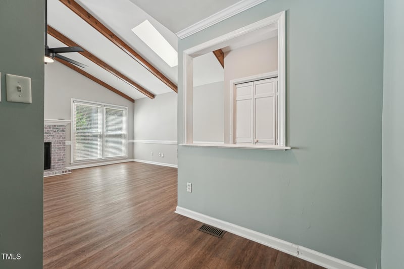 1304 Greenside Dr, Raleigh, NC 27609