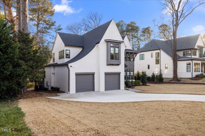 1304 Ivy Ln, Raleigh, NC 27609