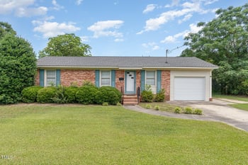 1304 Park Ave, Dunn, NC 28334