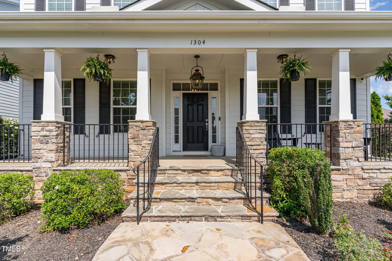 1304 Revolution Cir, Raleigh, NC 27603