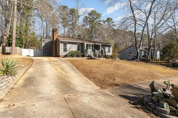 1304 Rothes Rd, Cary, NC 27511