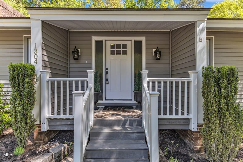 1304 Rothes Rd, Cary, NC 27511