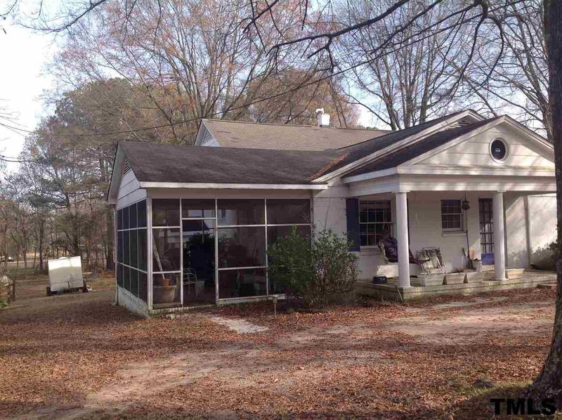 1304 N Salem St, Apex, NC 27502