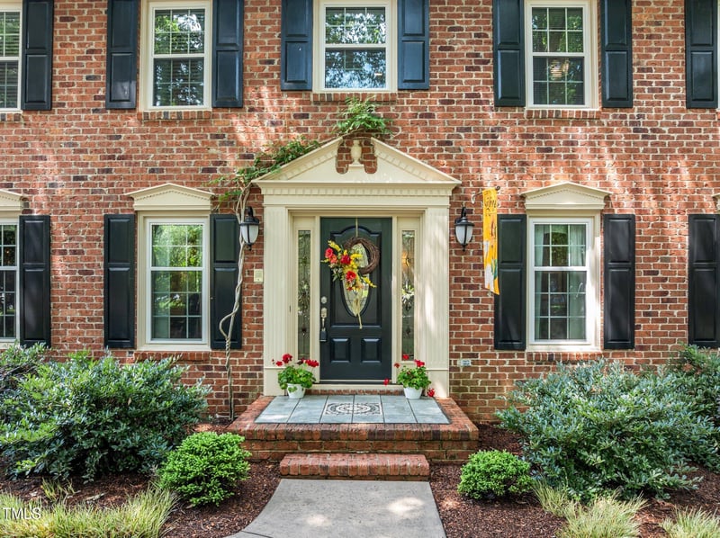 1304 Sandpiper Ct, Raleigh, NC 27615