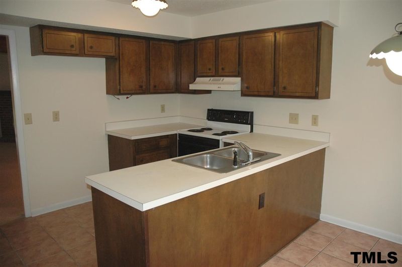 1304 Seaton Rd #21, Durham, NC 27213