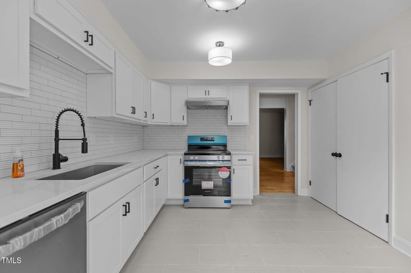 1304 Seaton Rd, Durham, NC 27713