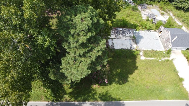 1304 Shade Tree Rd, Benson, NC 27504