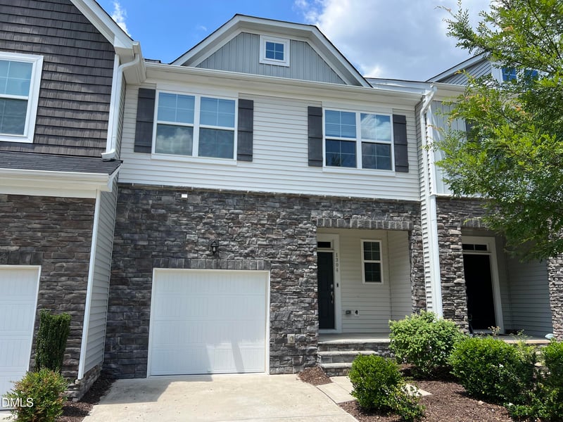 1304 Southpoint Trl, Durham, NC 27713