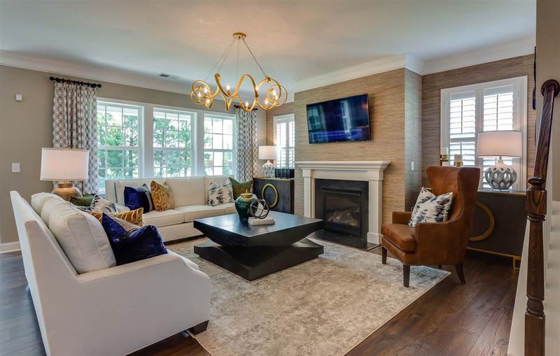 1304 Tamarisk Ln, Durham, NC 27703