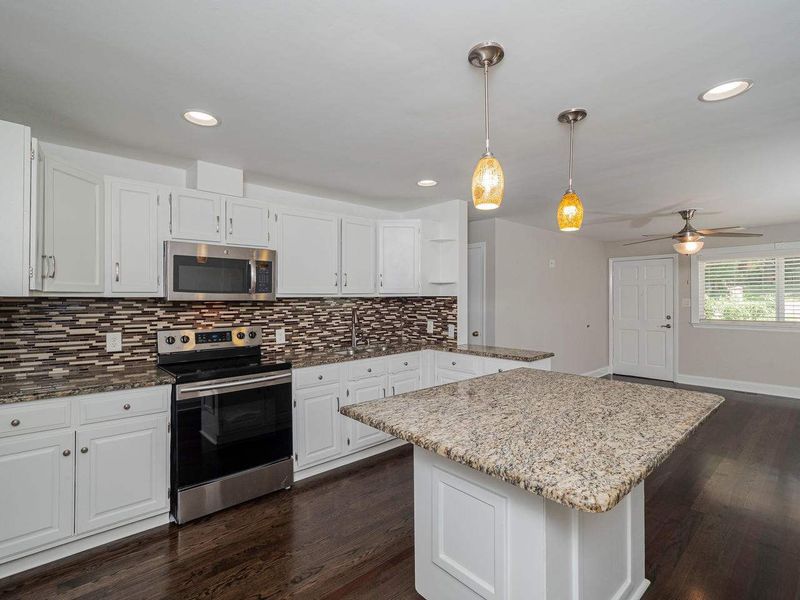 1304 Valley Rd, Garner, NC 27529