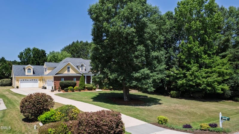 1305 Brookhill Dr, Clayton, NC 27520