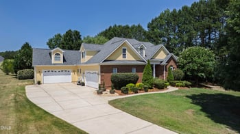 1305 Brookhill Dr, Clayton, NC 27520