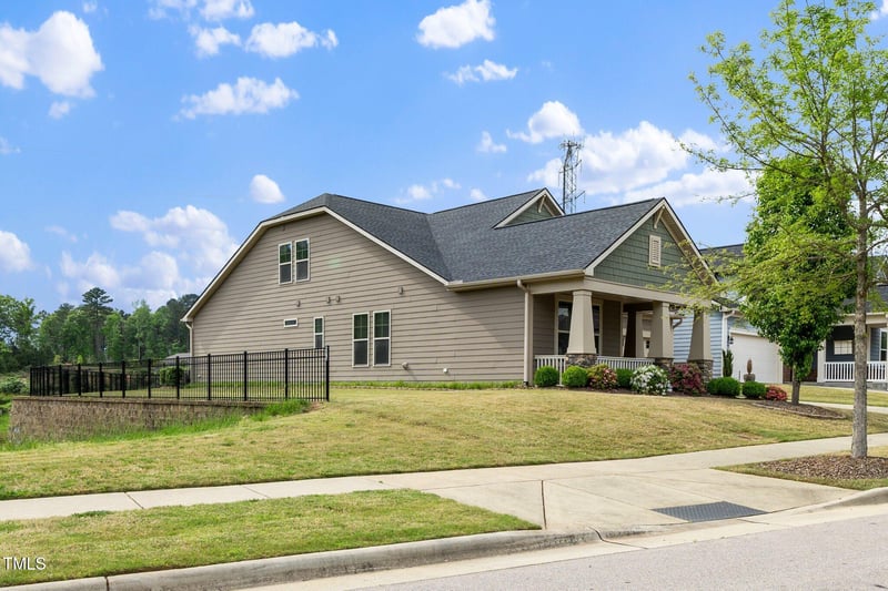 1305 Chronicle Dr, Durham, NC 27703