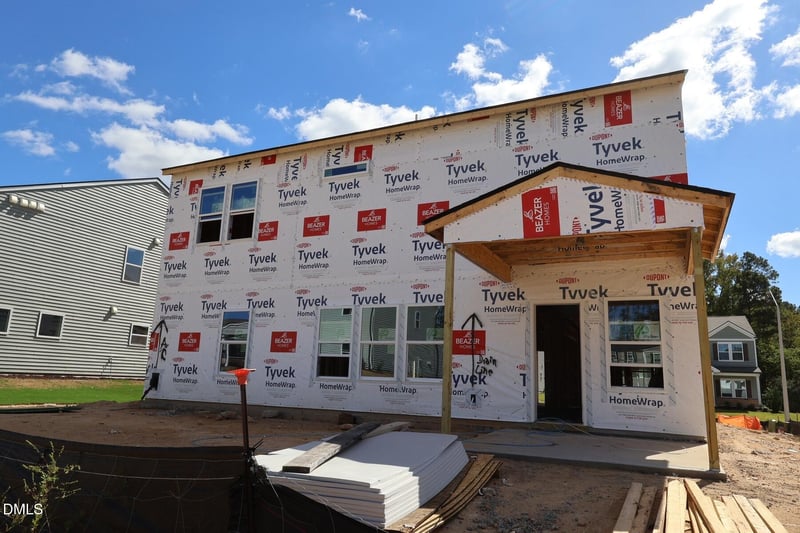 1305 Dimaggio Dr, Raleigh, NC 27616