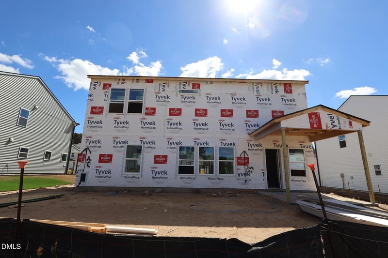 1305 Dimaggio Dr, Raleigh, NC 27616