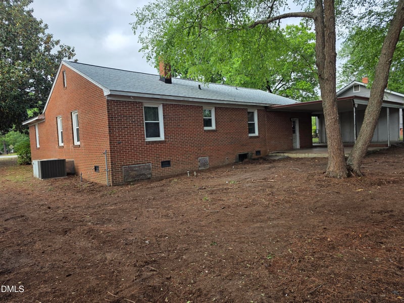 1305 Erwin Rd, Dunn, NC 28334