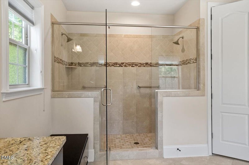 1305 Glennis Ct, Wake Forest, NC 27587