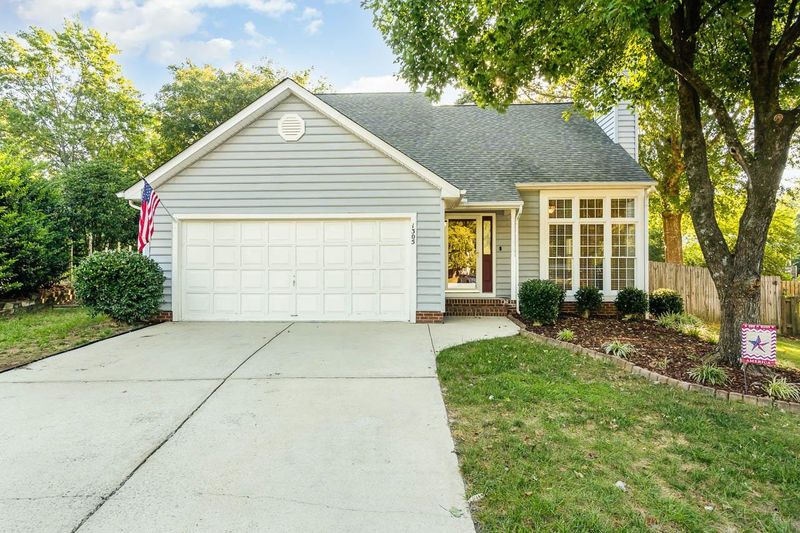 1305 Hilt Ct, Apex, NC 27502