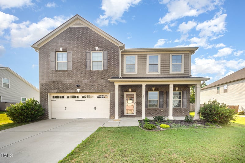 1305 Ivey Grove Ct, Fuquay Varina, NC 27526