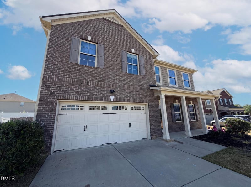 1305 Ivey Grove Ct, Fuquay Varina, NC 27526