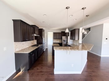 1305 Ivey Grove Ct, Fuquay Varina, NC 27526