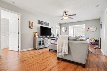 1305 Kent Rd #202, Raleigh, NC 27606