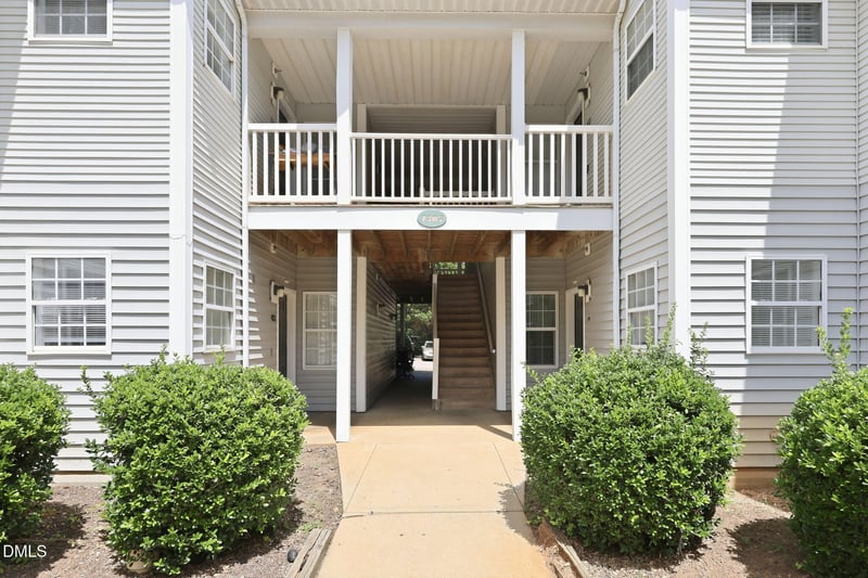 1305 Kent Rd, Raleigh, NC 27606