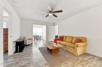 1305 Kent Rd, Raleigh, NC 27606