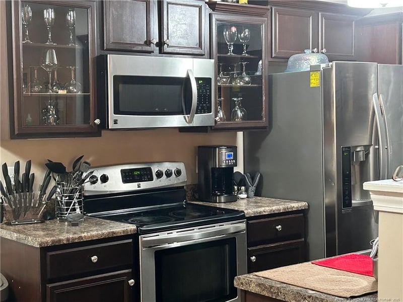 1305 Kershaw Loop, Fayetteville, NC 28314