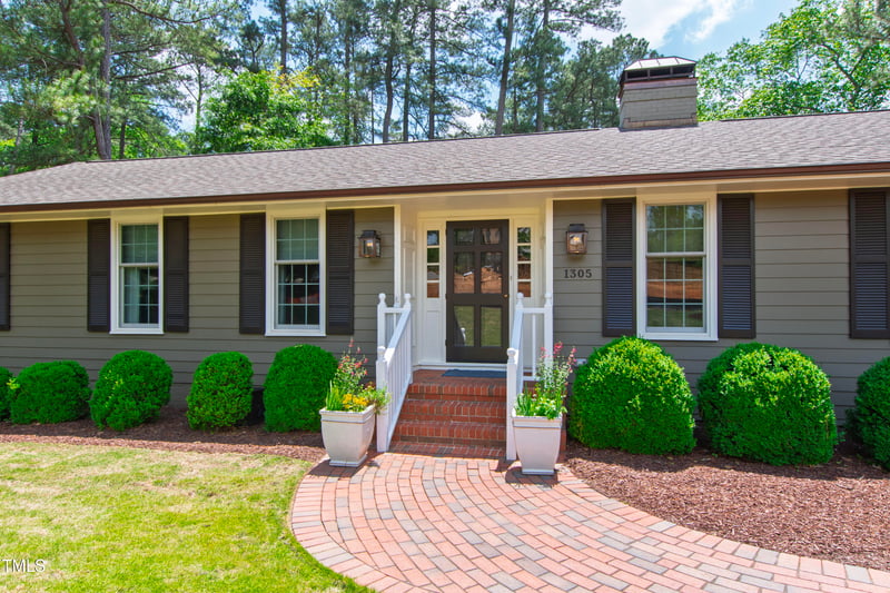 1305 Kimberly Dr, Raleigh, NC 27609