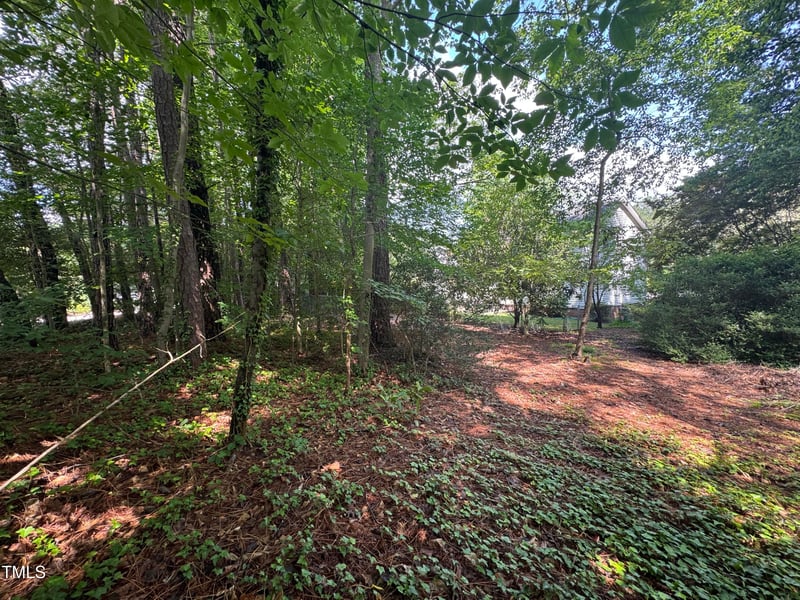 1305 Lennox Pl, Raleigh, NC 27612