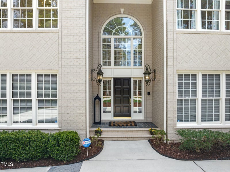 1305 Milvaney Ct, Raleigh, NC 27615