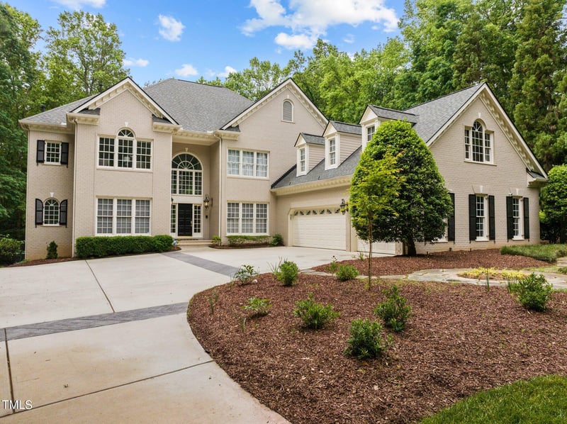 1305 Milvaney Ct, Raleigh, NC 27615