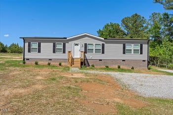 1305 Schloss Rd, Louisburg, NC 27549