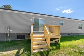 1305 Schloss Rd, Louisburg, NC 27549