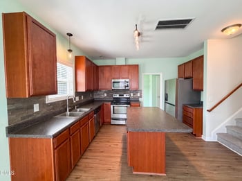 1305 Silver Dr, Mebane, NC 27302
