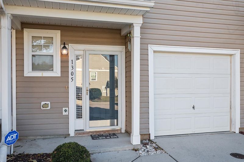 1305 Stone Manor Dr, Raleigh, NC 27610