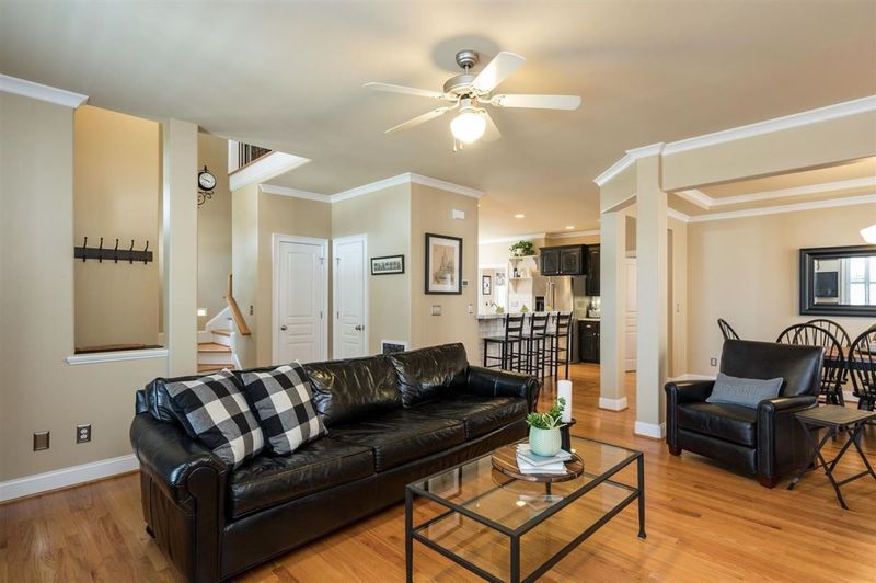 1305 Town Side Dr, Apex, NC 27502