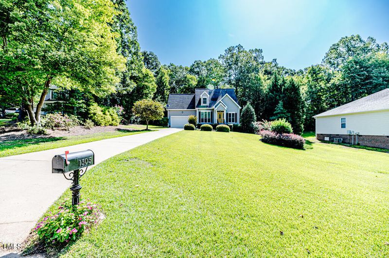 1305 Winterlocken Dr, Sanford, NC 27330