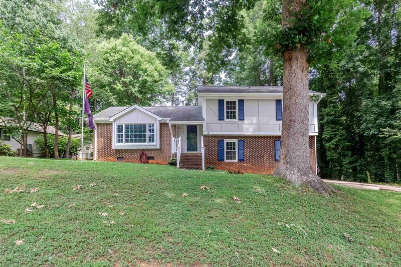 1306 Buckingham Rd, Garner, NC 27529