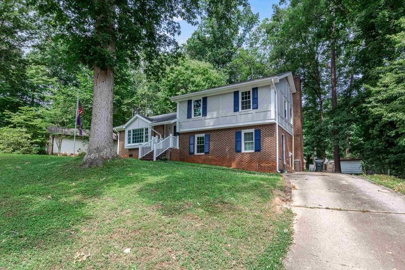 1306 Buckingham Rd, Garner, NC 27529