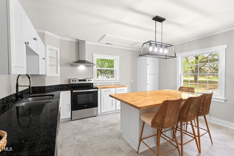 1306 Ed Cook Rd, Durham, NC 27703